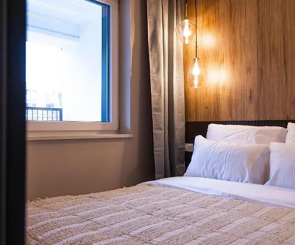 דירה Jezyce Good Place Free Parking